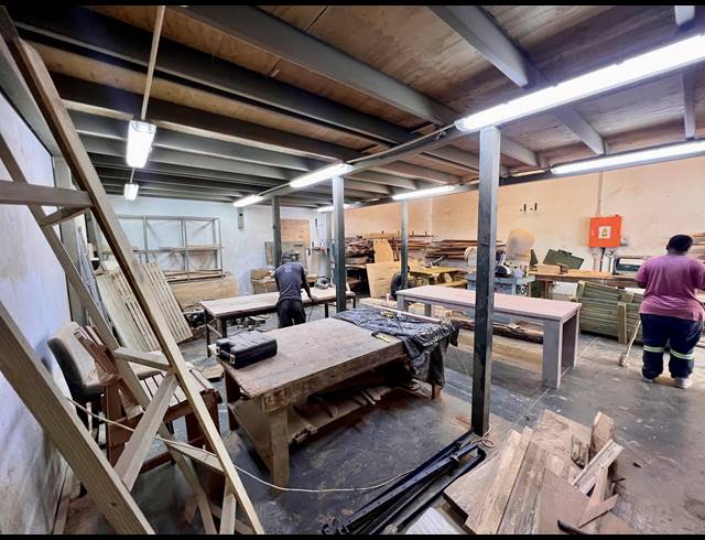 135M² MINI FACTORY TO LET IN UMBOGINTWINI